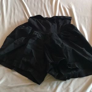 Maternity shorts